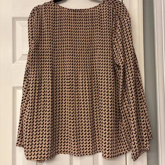 Daniel Rainn Medium Top Long Sleeve Peasant Blouse Tasseled Geometric Print DR2 - Picture 7 of 7